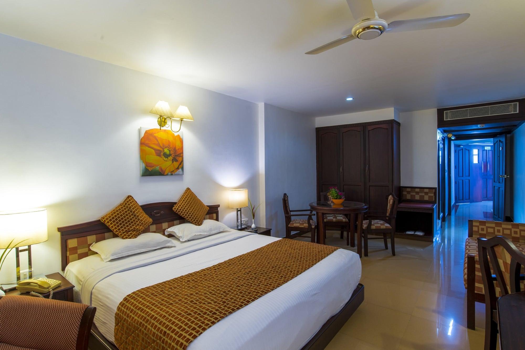 Golf View Hotels & Suites Nedumbassery Eksteriør bilde